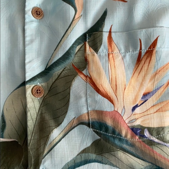 Tommy Bahama original - Picture 3 of 5